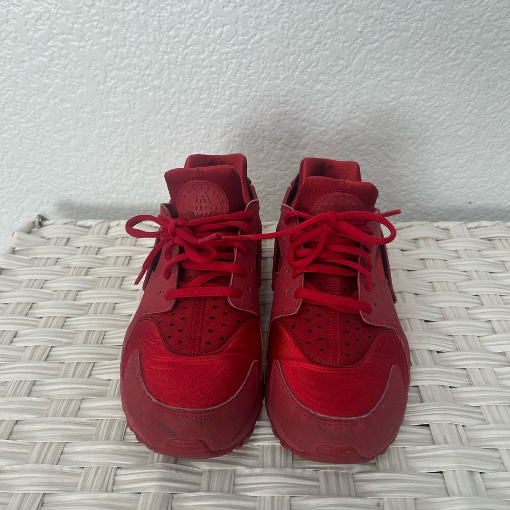 Nike Red Huarache Sneakers women’s size 8.5